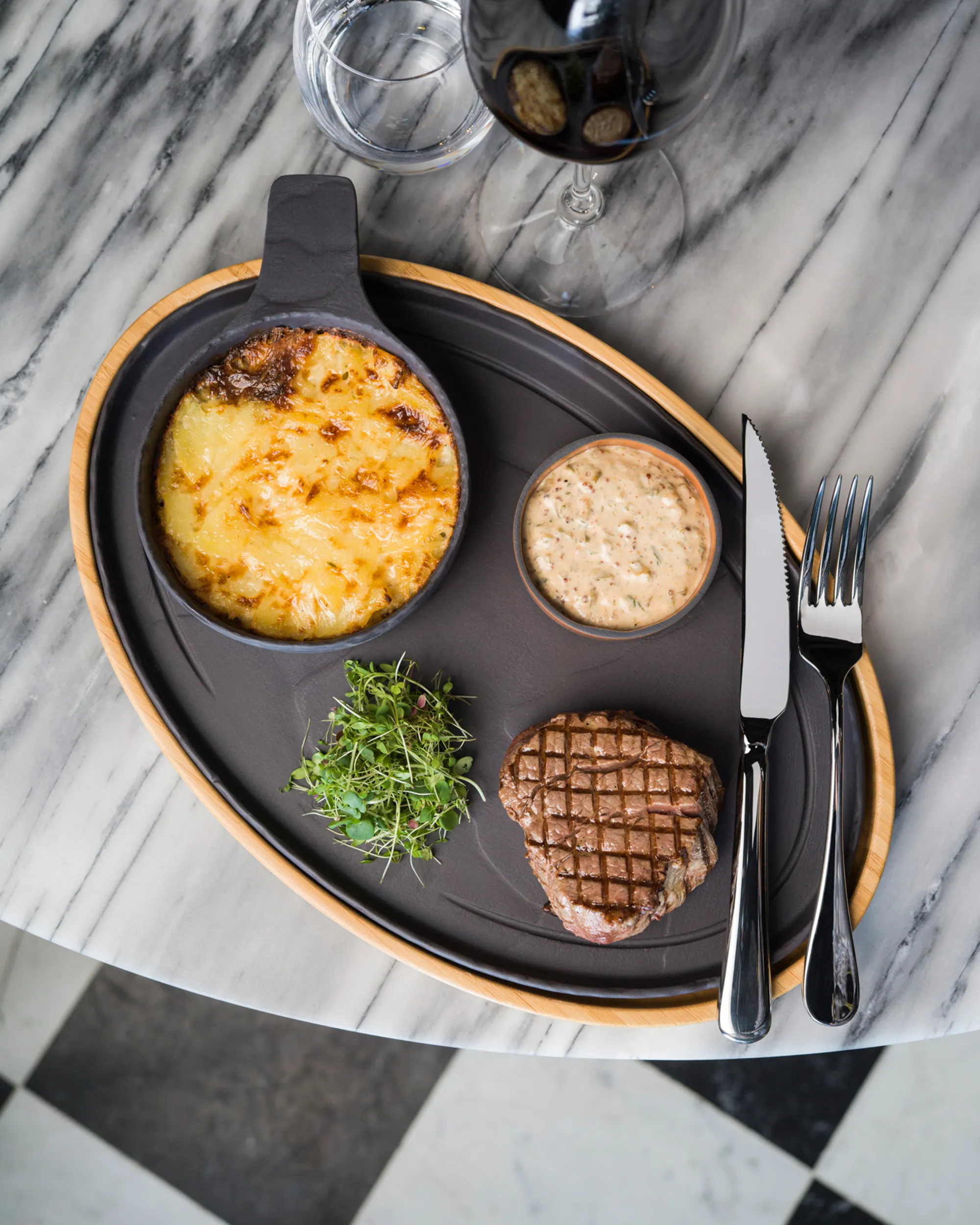 Plateau à assiette