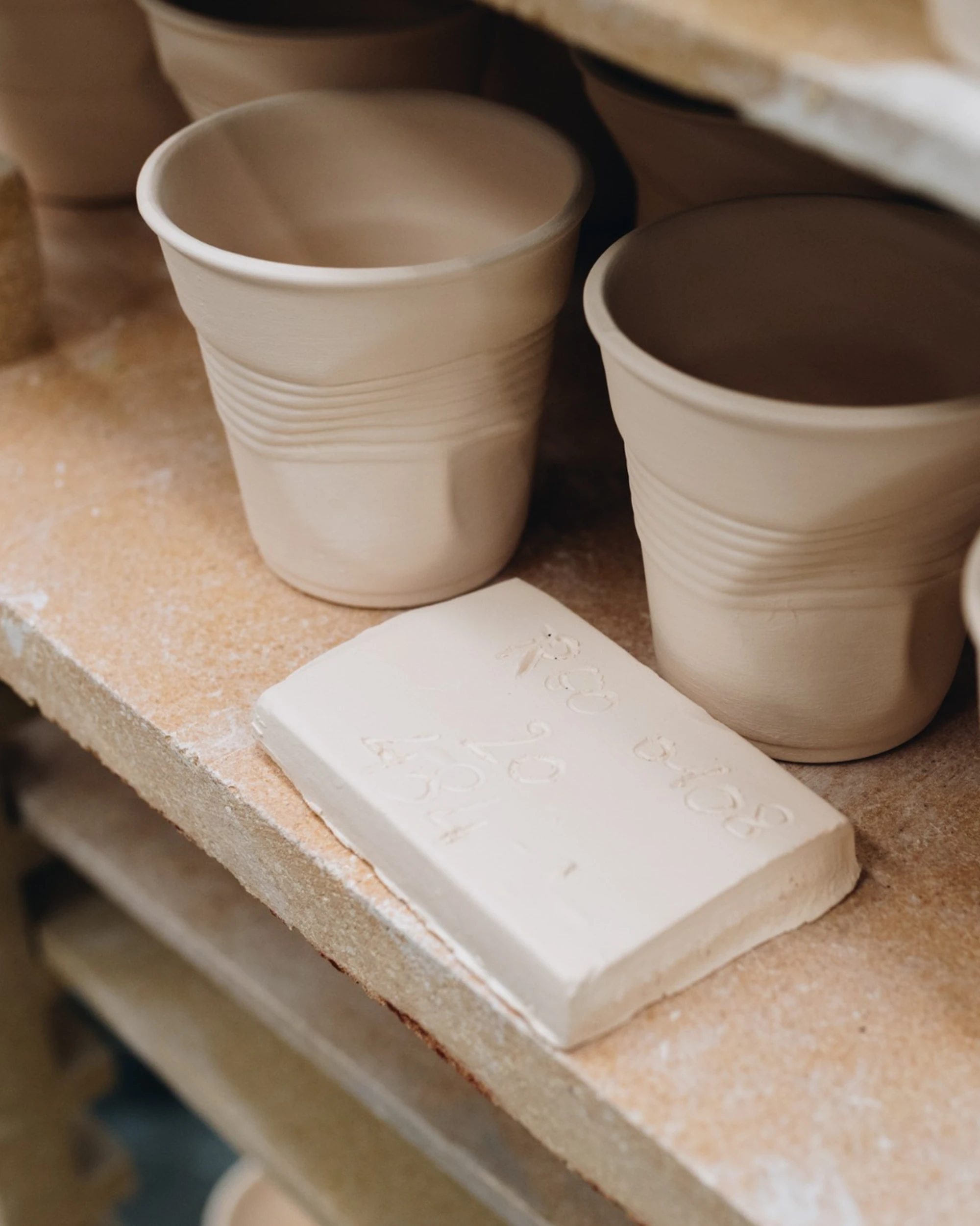 Gobelet Cappuccino Froissé  - Vert garrigue