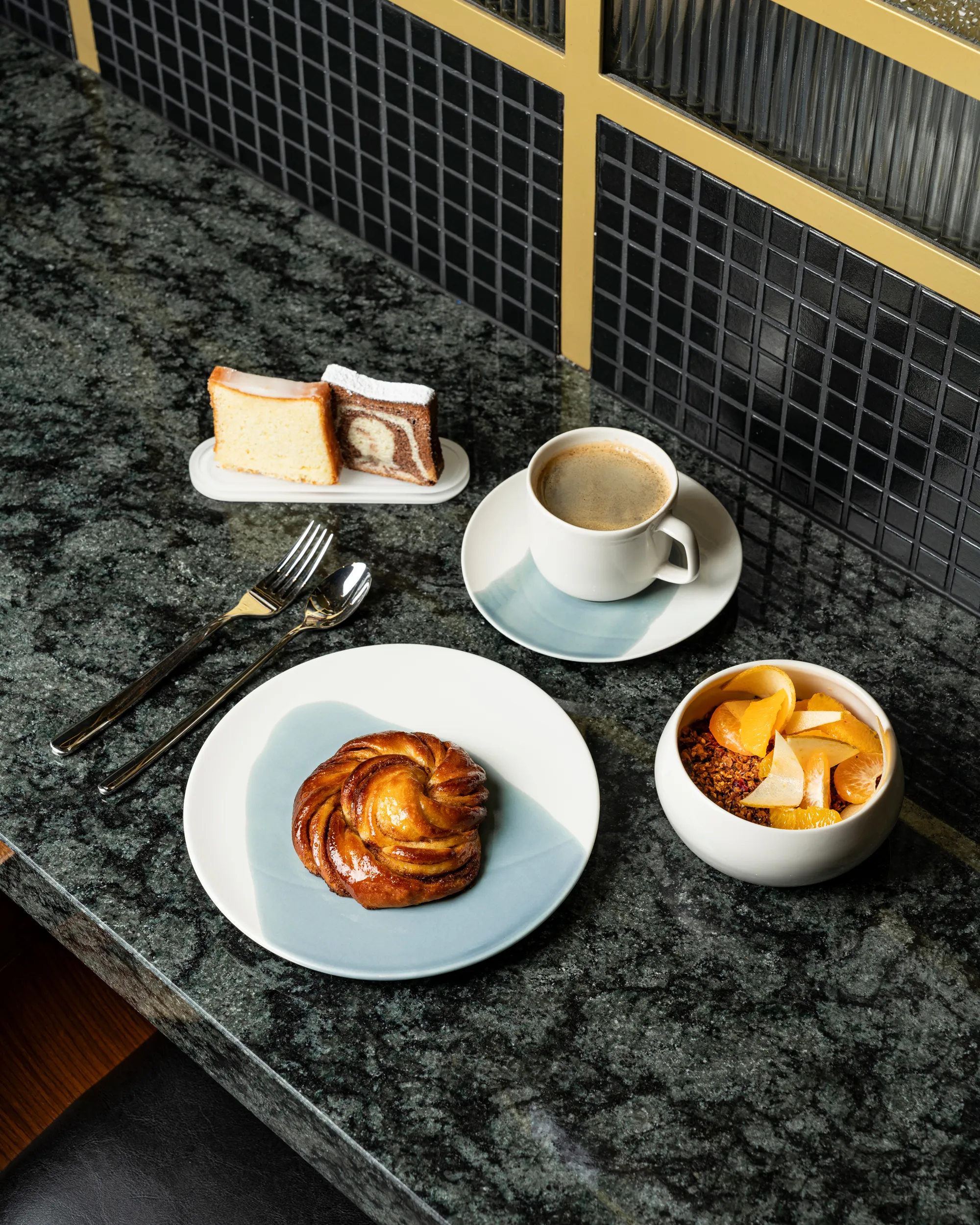 Tasse et sous-tasse à thé