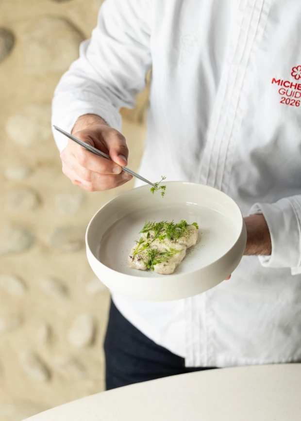 Une cuisine gastronomique de la Drôme, étoilée et connectée à la nature comme aux producteurs.